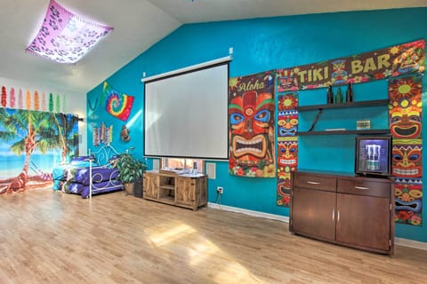 Movie Theater Room | Twin Daybed w/ Twin Trundle | Movie Theater Seating