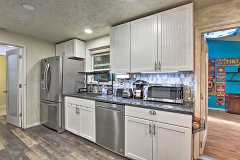 Kitchen | Fully Equipped | Cooking Basics | Keurig Coffee Maker