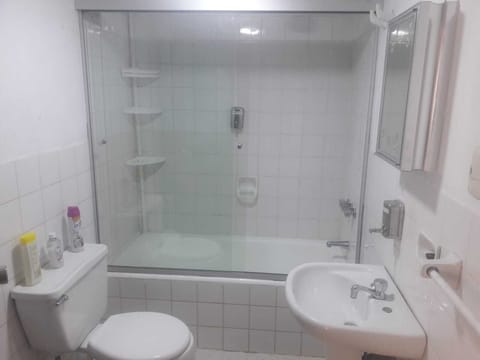 Combined shower/tub, hair dryer, towels, soap