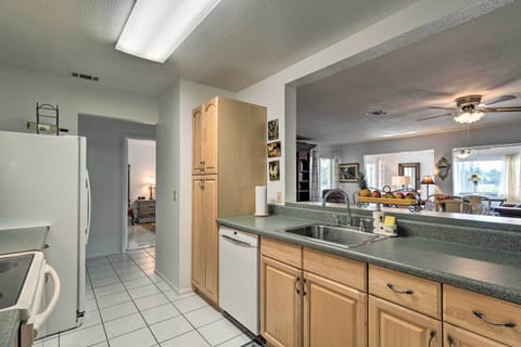 Kitchen | Fully Equipped | Step-Free Access | Coffee Maker | Toaster