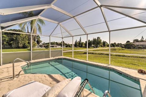Port Charlotte Vacation Rental | 2BR | 2.5BA | 1,500 Sq Ft | Step-Free Access