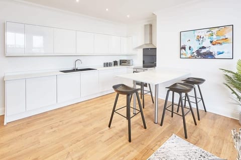 Smuggler's Rest, Saltburn-by-the-Sea - Host & Stay