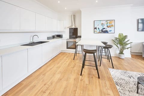 Smuggler's Rest, Saltburn-by-the-Sea - Host & Stay