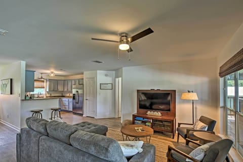 Living Room | Sleeper Sofa