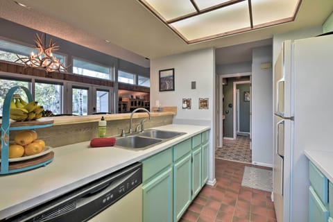 Kitchen | Milkshake Maker | Snow Cone Machine