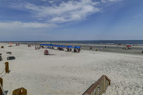 Beach nearby, beach towels