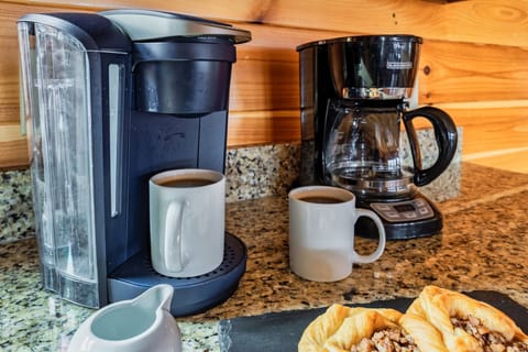 【Kitchen】The perfect mornings at your home away from home