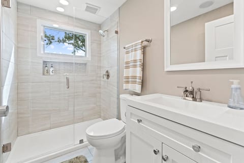 Combined shower/tub, hair dryer, towels, toilet paper