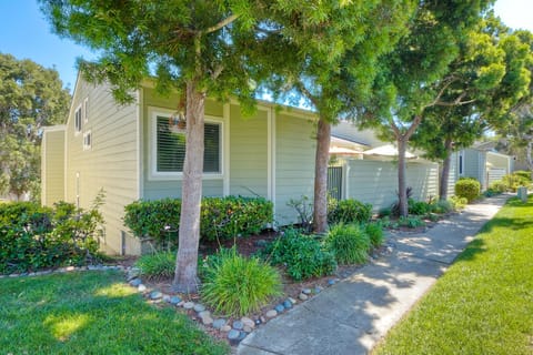 Outside of townhome.