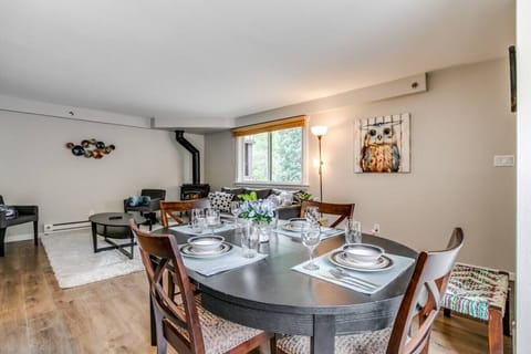 Beautiful view of the mountain out of this window