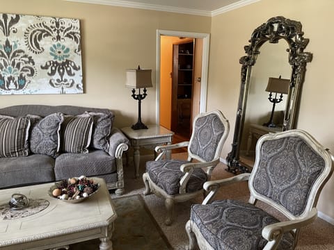 living room /dining room tastefully decorated. Accommodate 6-12 comfortably