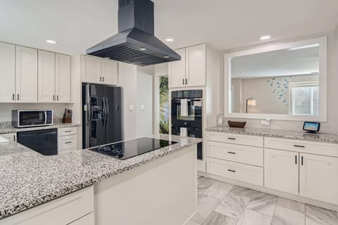 Kitchen - Living room view