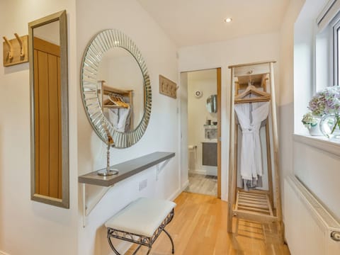 En-suite | Fishermans Cottage, Kessock