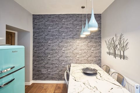 82G Galgate, Barnard Castle - Host & Stay