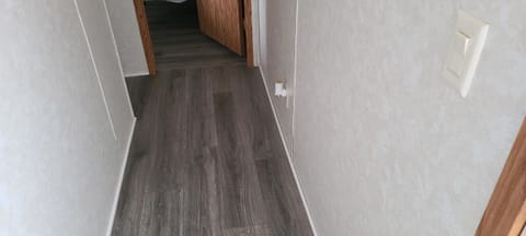 **New Hardwood flooring**