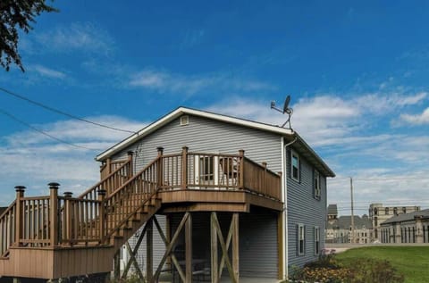 Paranormal activity experience but not in the house! It's just infront! Looking for a little thrill? Enjoy a paranormal activity experience right outside the house—no spooky vibes indoors, just in front! Perfect for adventure seekers and thrill enthu