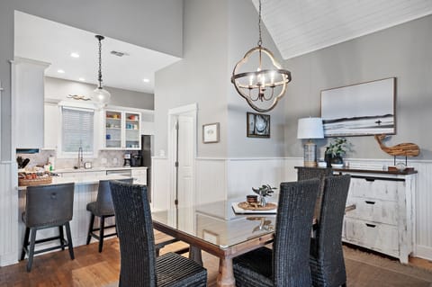 Dining Room - Kitchen