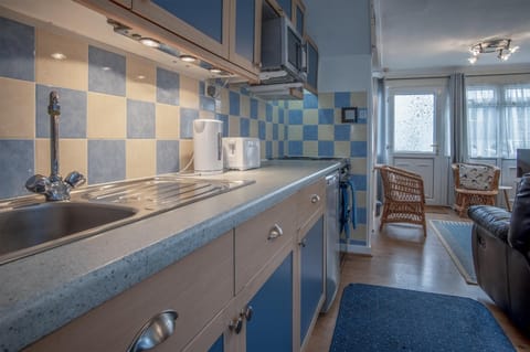 Trewent Park - 2 Bedroom Chalet - Freshwater East (6507)