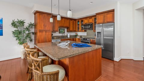 Pili Mai Resort at Poipu #15J - Fully Equipped Kitchen & Breakfast Bar - Parrish Kauai