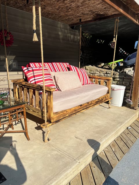 Swing Bed off pool area