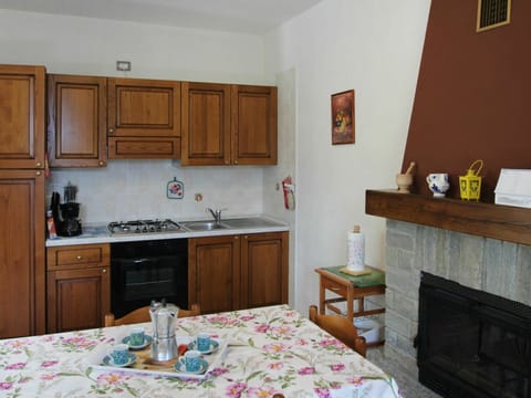 Cabinetry, Furniture, Property, Countertop, Blue, Drawer, Wood, Kitchen, Interior Design, Floor