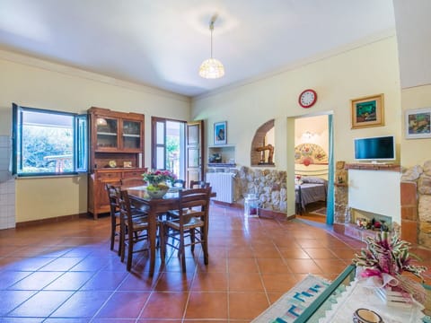 Table, Furniture, Property, Picture Frame, Azure, Wood, Chair, Interior Design, Floor, Flooring