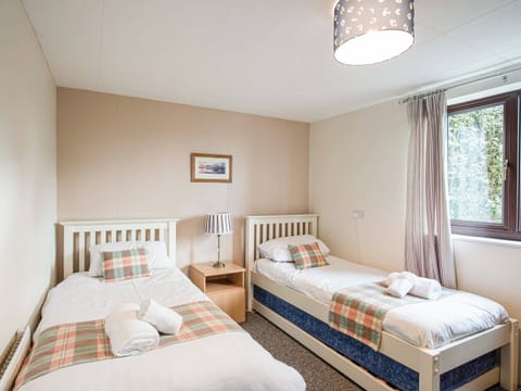 Twin bedroom | Frondeg, Aberaeron