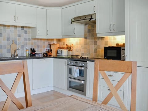 Kitchen/diner | Field Cottage, Castle Douglas
