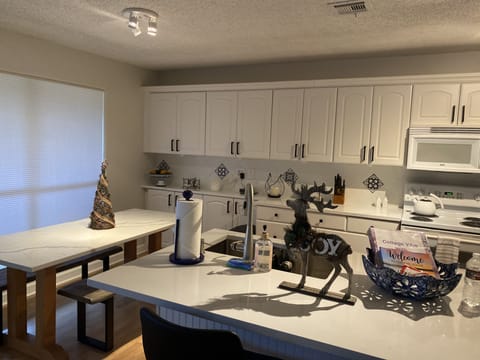 Host your family for Christmas 