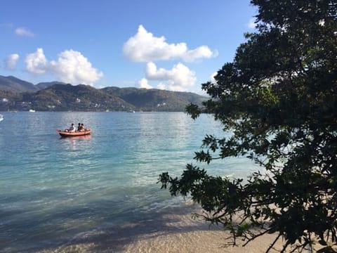 Beach nearby, sun loungers, beach umbrellas, beach towels