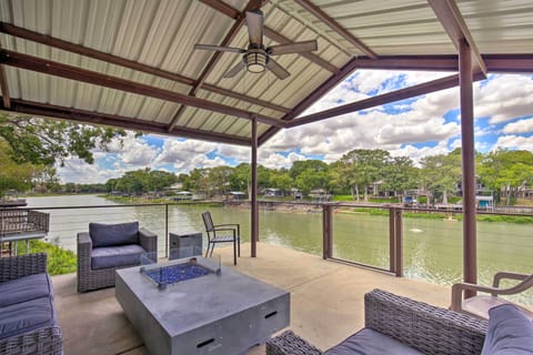 Dock | Gas Fire Pit | Dining Area | Charcoal Grill