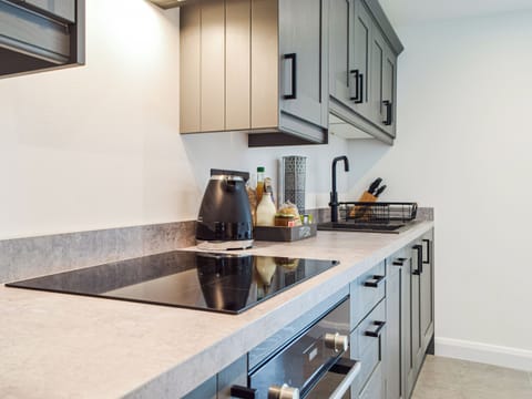 Kitchen | Hafan Gwyn - Cardigan Bay Cottages, Felinwynt, near Cardigan