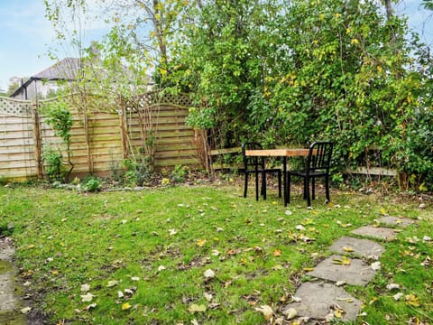 Garden | Two Peas in a pod, Aberaeron