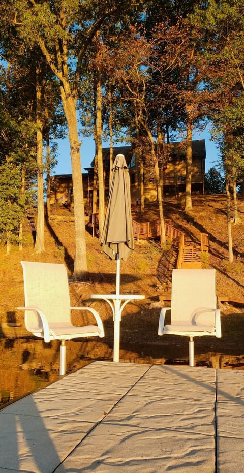 Wait! Yes, it does. Come sit here and enjoy the view!