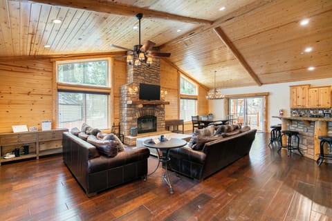 Welcome to Paradise Pines!