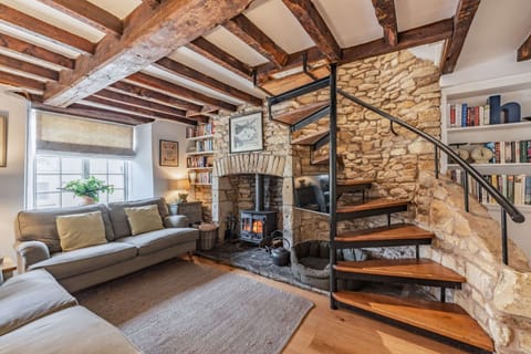 Garden Cottage Living Room - StayCotswold