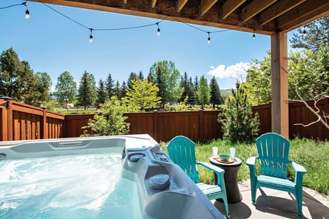 Lower level patio with hot tub