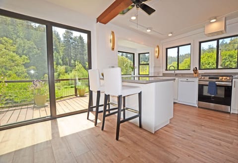 Views in every direction from the breakfast bar