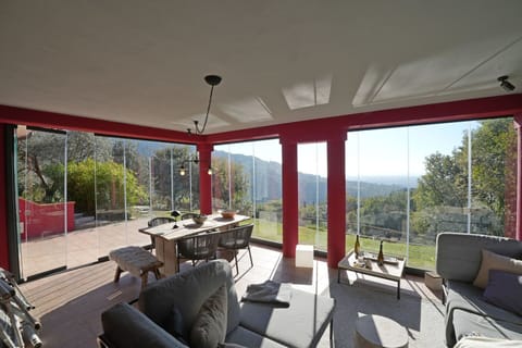 Balcony / Terrace / Patio