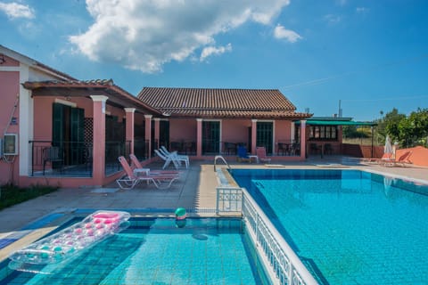 Georgia Apartment 4 Sidari Swimming Pool