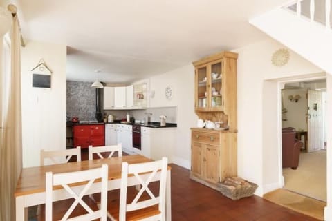 Windy Ridge - 5 Bedroom Holiday Home - Oxwich (468)