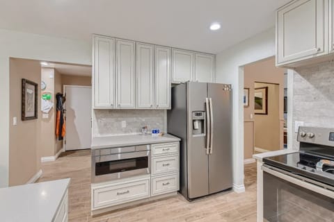 New stainless steel appliances and plenty of countertop space only help to increase the fun and convenience of any cooking experience.