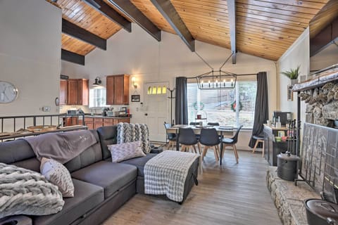 Running Springs Vacation Rental | 3BR | 2BA | 1,280 Sq Ft | Stairs Required