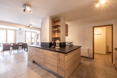 433d1458-73c3-4974-a21f-2922eca54d37