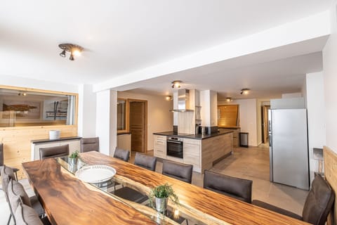 5811fd51-1b5c-4f29-a0a6-e4c1e18ece54