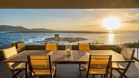 Stintino villa for rent with enchanting sea view and private pool.