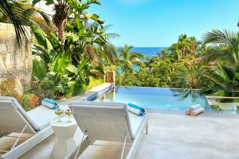 Outdoor pool, an infinity pool