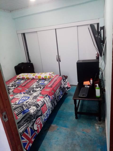 1 bedroom, iron/ironing board, free WiFi