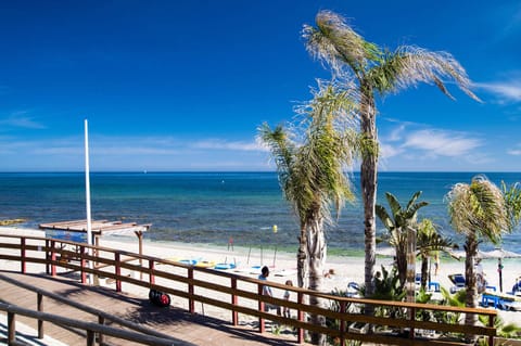 Beach nearby, sun loungers