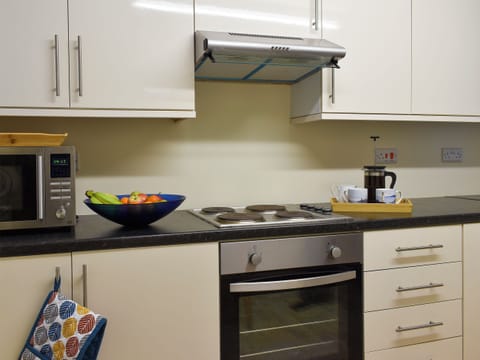 Kitchen/diner | Woodville, Porthmadog